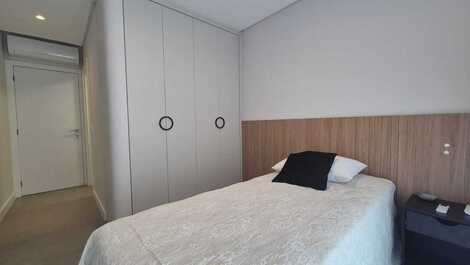 ALQUILER POR TEMPORADA: JURERÊ INTERNACIONAL, 2 SUITES