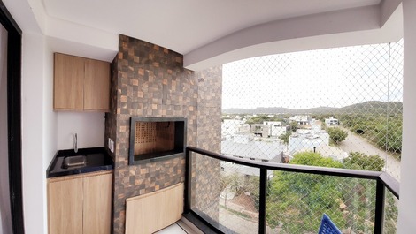 ALQUILER POR TEMPORADA: JURERÊ INTERNACIONAL, 2 DORMITORIOS (1 SUITE)