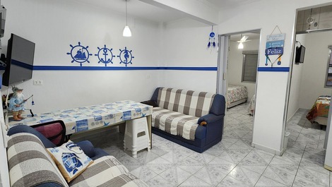 Apartment in Boqueirão, Praia Grande, 1 block from the beach.
