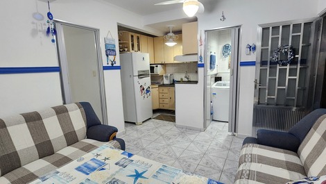 Apartment in Boqueirão, Praia Grande, 1 block from the beach.