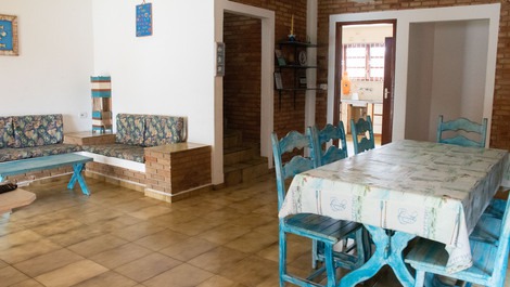 Casa con piscina en la Playa Enseada, en Ubatuba-SP, a 90m de la playa (código CE001)