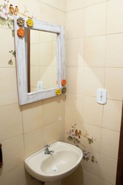 Casa con piscina en la Playa Enseada, en Ubatuba-SP, a 90m de la playa (código CE001)