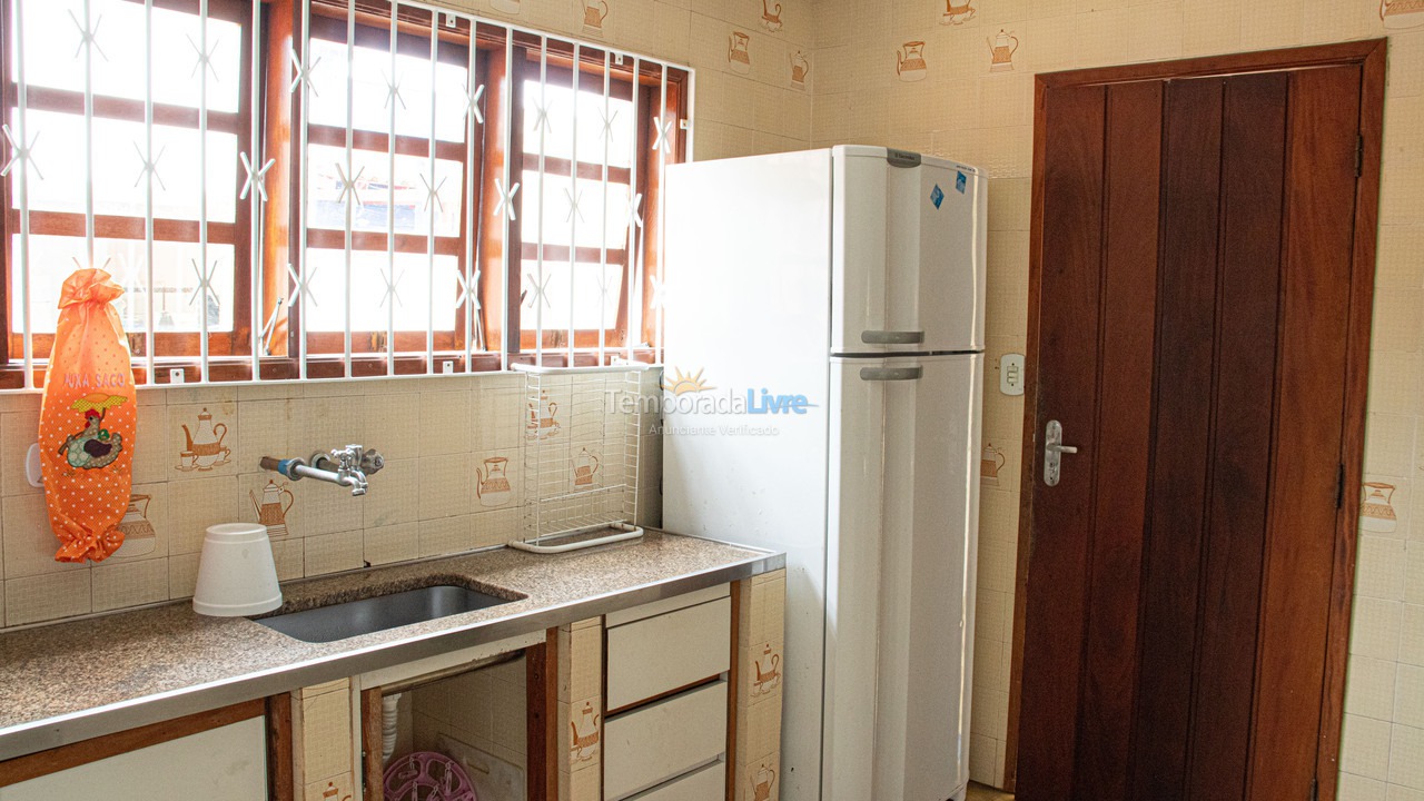 Casa para alquiler de vacaciones em Ubatuba (Enseada)