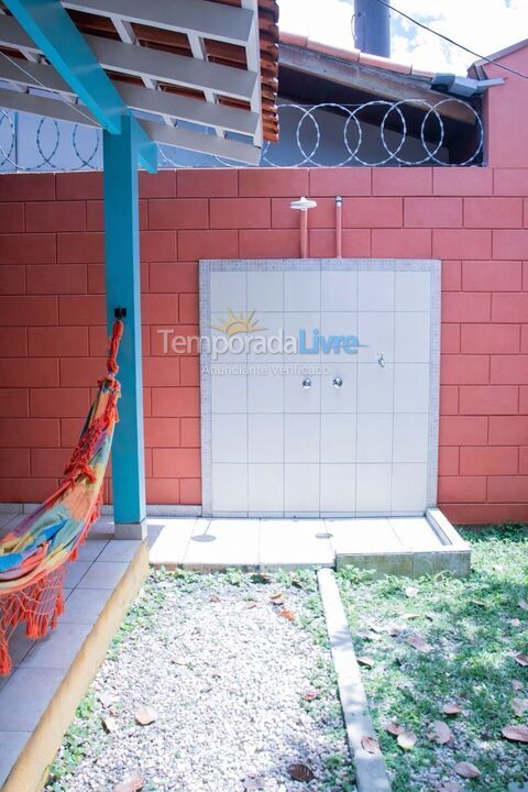 Casa para alquiler de vacaciones em Ubatuba (Enseada)