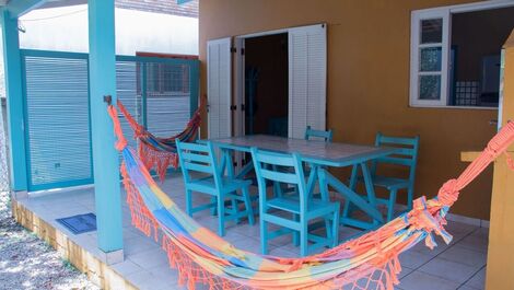 CASA en PLAYA ENSEADA a 80m de la playa, UBATUBA-SP (código CE029)