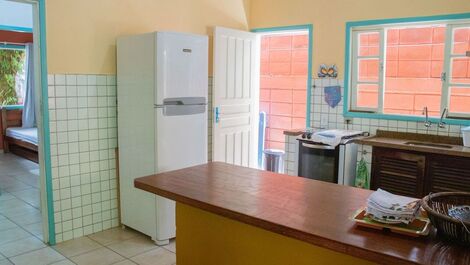 CASA en PLAYA ENSEADA a 80m de la playa, UBATUBA-SP (código CE029)