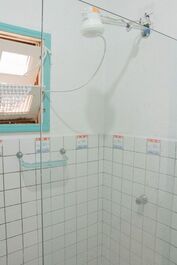 CASA en PLAYA ENSEADA a 80m de la playa, UBATUBA-SP (código CE029)