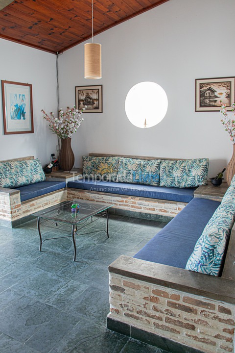 Casa para aluguel de temporada em Ubatuba (Enseada)