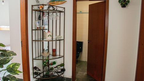 Casa a 60 metros da Praia da Enseada/Ubatuba (cód. CE021)