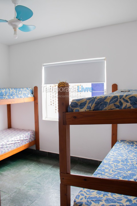 Casa para aluguel de temporada em Ubatuba (Enseada)