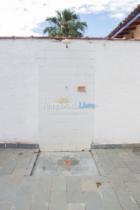 Casa para aluguel de temporada em Ubatuba (Enseada)