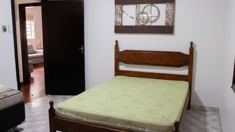 Casa a 80 metros da Praia da Enseada/Ubatuba (cód. CE087)