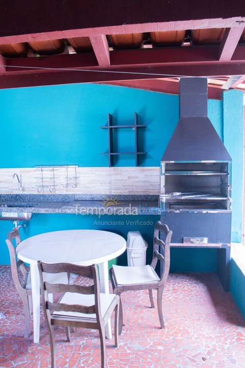 Casa para aluguel de temporada em Ubatuba (Enseada)