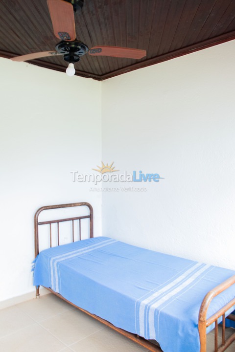 Casa para aluguel de temporada em Ubatuba (Enseada)