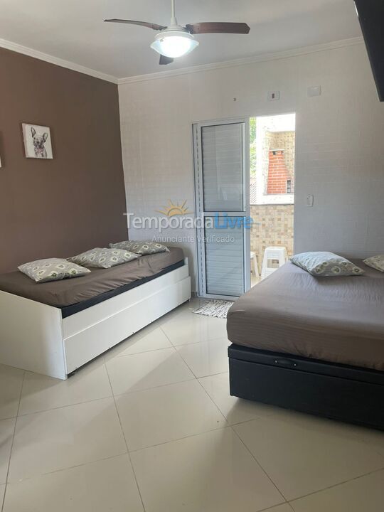 Apartamento para aluguel de temporada em Ubatuba (Maranduba)