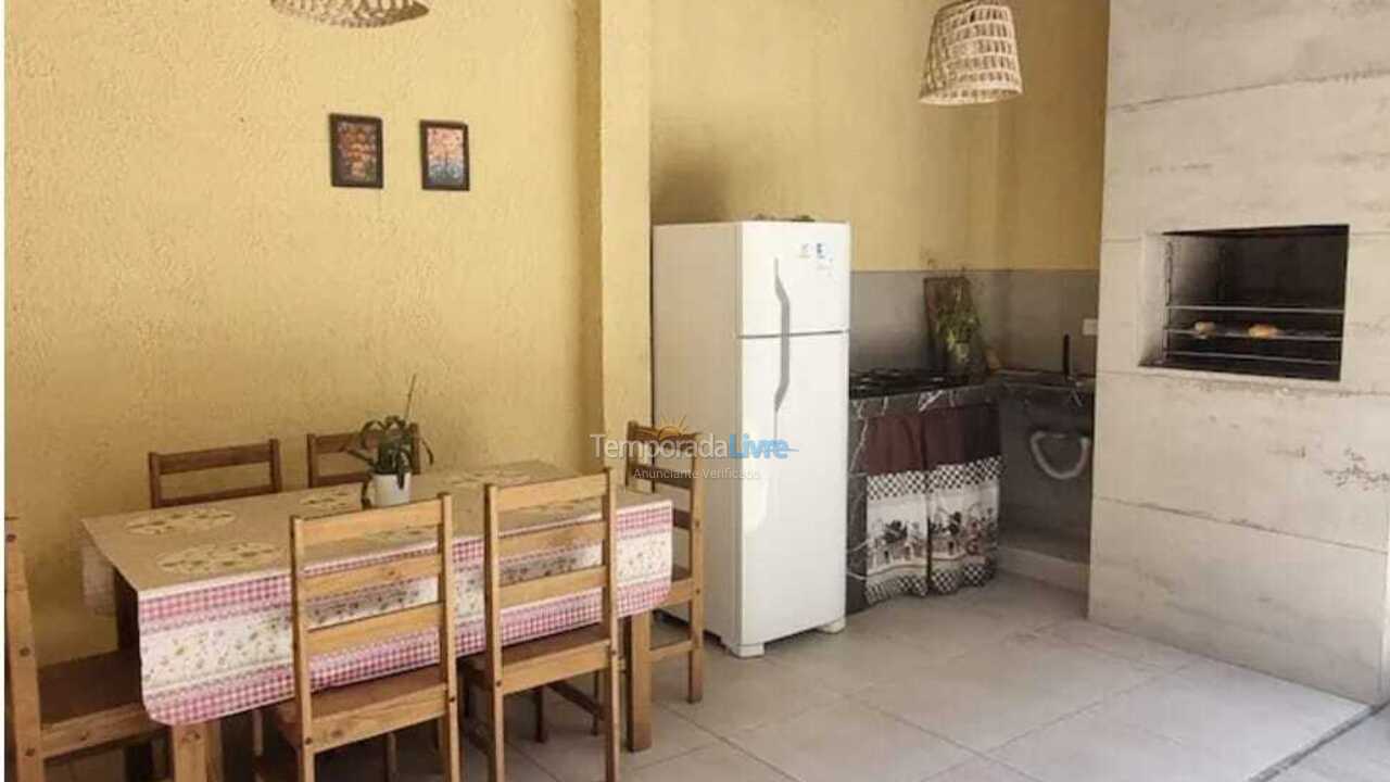 Casa para alquiler de vacaciones em Guarujá (Enseada)