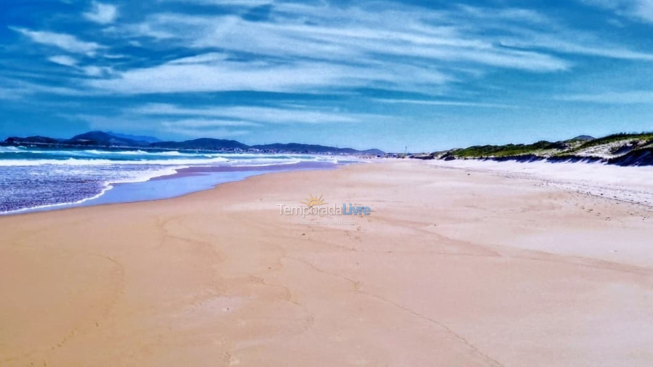 Apartment for vacation rental in Cabo Frio (Praia do Peró)