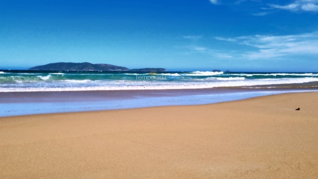 Apartment for vacation rental in Cabo Frio (Praia do Peró)