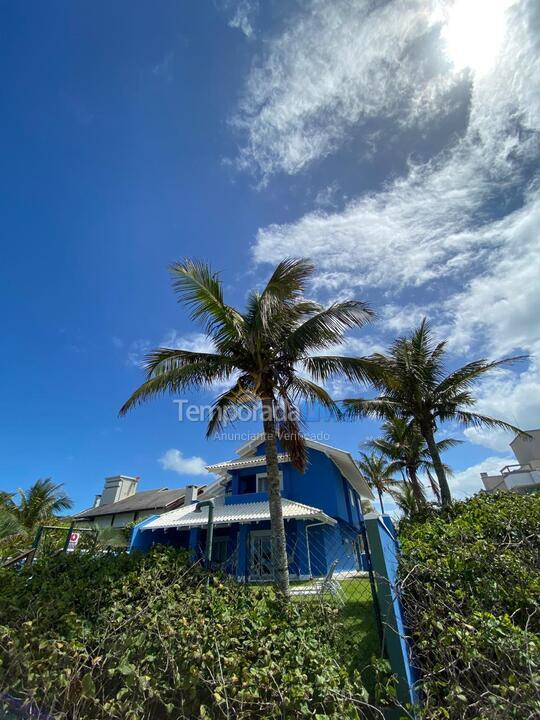 Casa para aluguel de temporada em Bombinhas (Canto Grande)