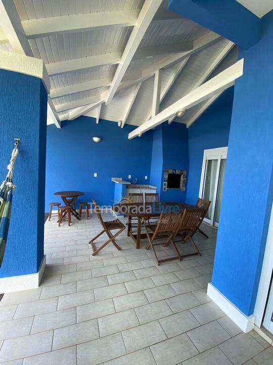 Casa para aluguel de temporada em Bombinhas (Canto Grande)