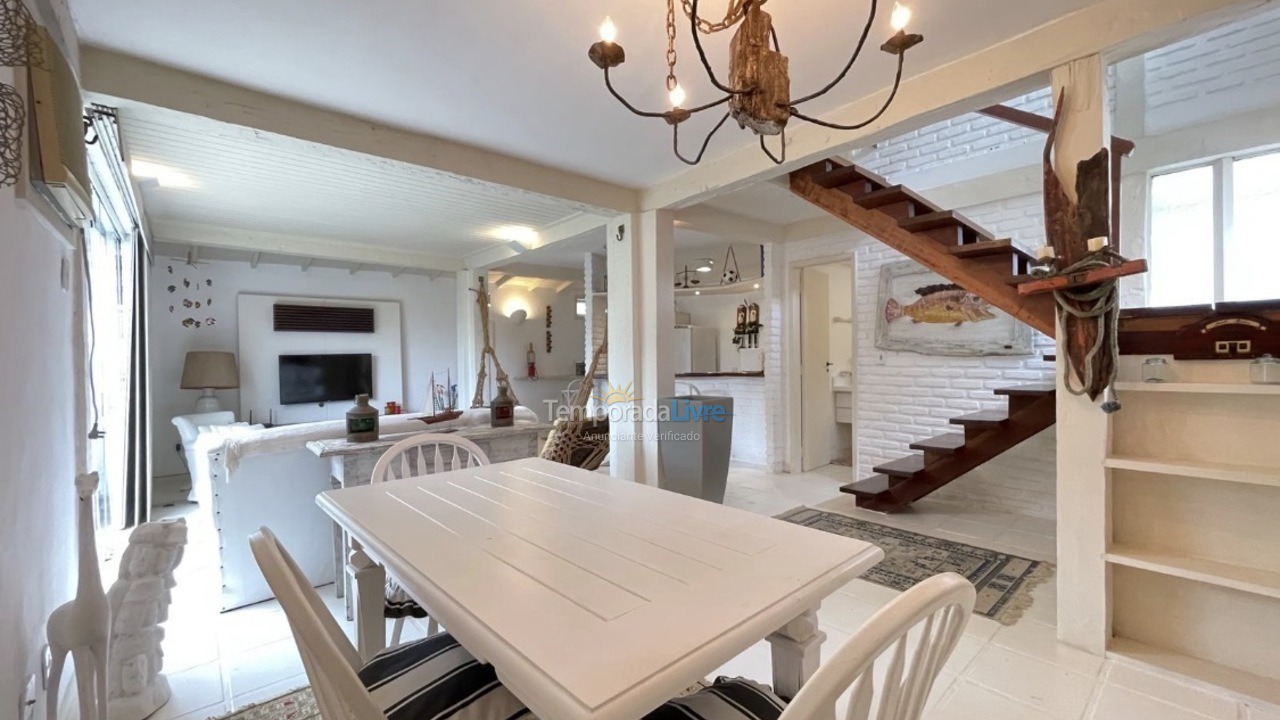 Casa para aluguel de temporada em Armacao dos Buzios (Bosque Geribá)