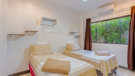 Casa 7 Quartos a 50m da Praia - Guarajuba