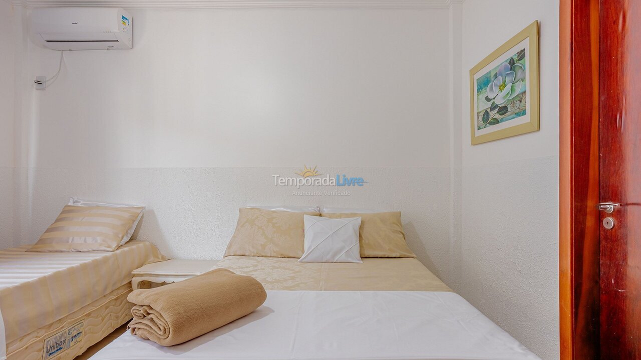 Casa para aluguel de temporada em Camaçari (Praia de Guarajuba)