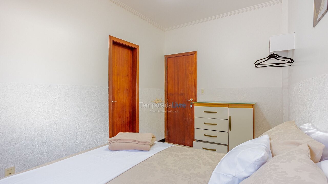 Casa para aluguel de temporada em Camaçari (Praia de Guarajuba)