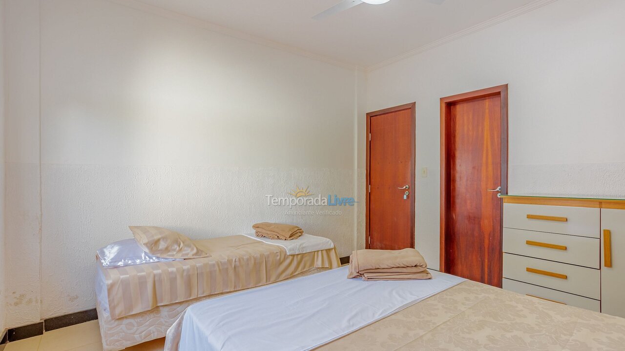 Casa para aluguel de temporada em Camaçari (Praia de Guarajuba)