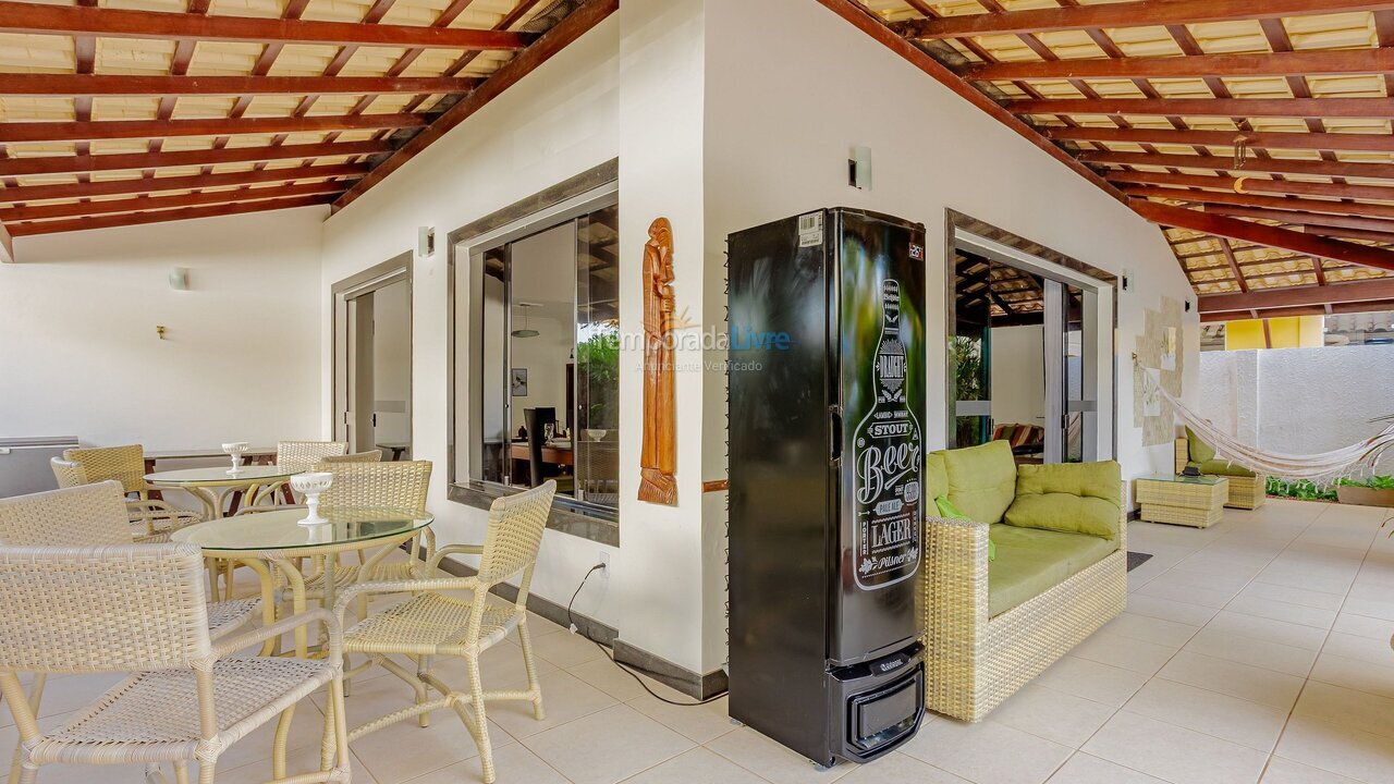 Casa para aluguel de temporada em Camaçari (Praia de Guarajuba)