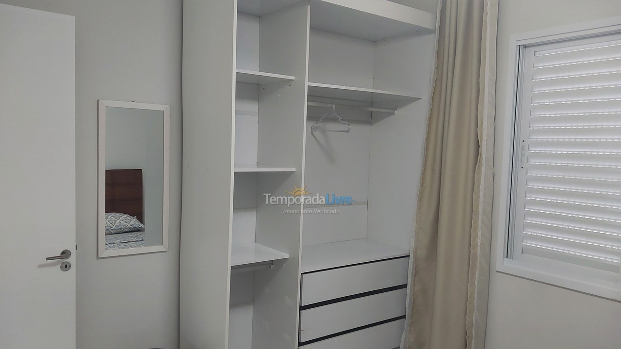 Apartamento para aluguel de temporada em Caraguatatuba (Martim de Sá)