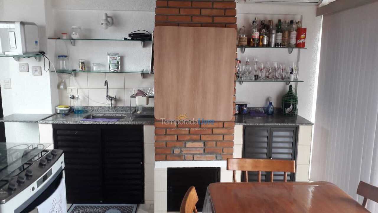 Apartment for vacation rental in Caraguatatuba (Martim de Sá)