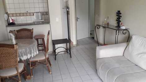 Penthouse apartment with 3 bedrooms in Martim de Sá, 50m from Adriana beach.