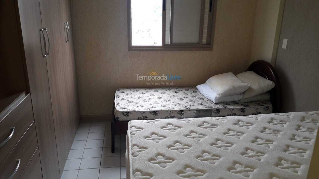 Apartment for vacation rental in Caraguatatuba (Martim de Sá)