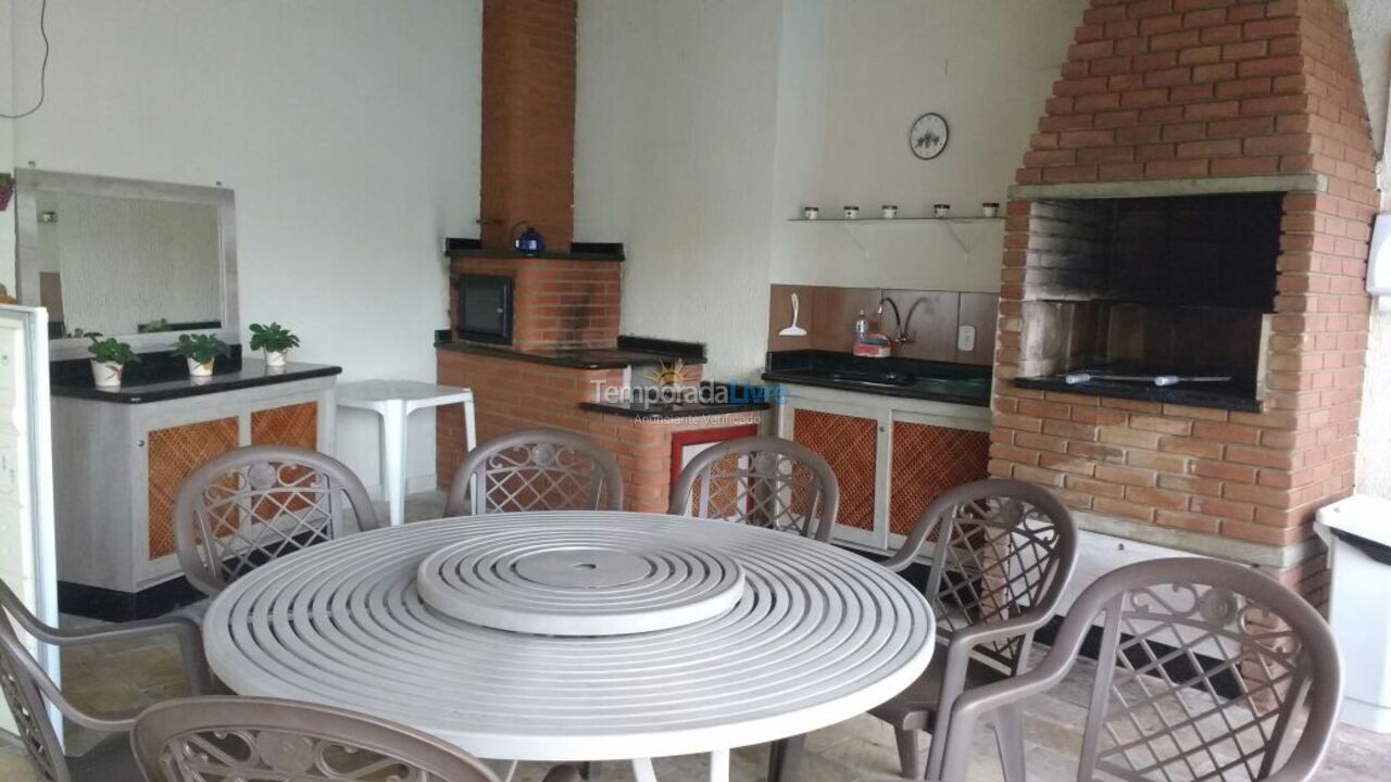 Apartment for vacation rental in Caraguatatuba (Martim de Sá)