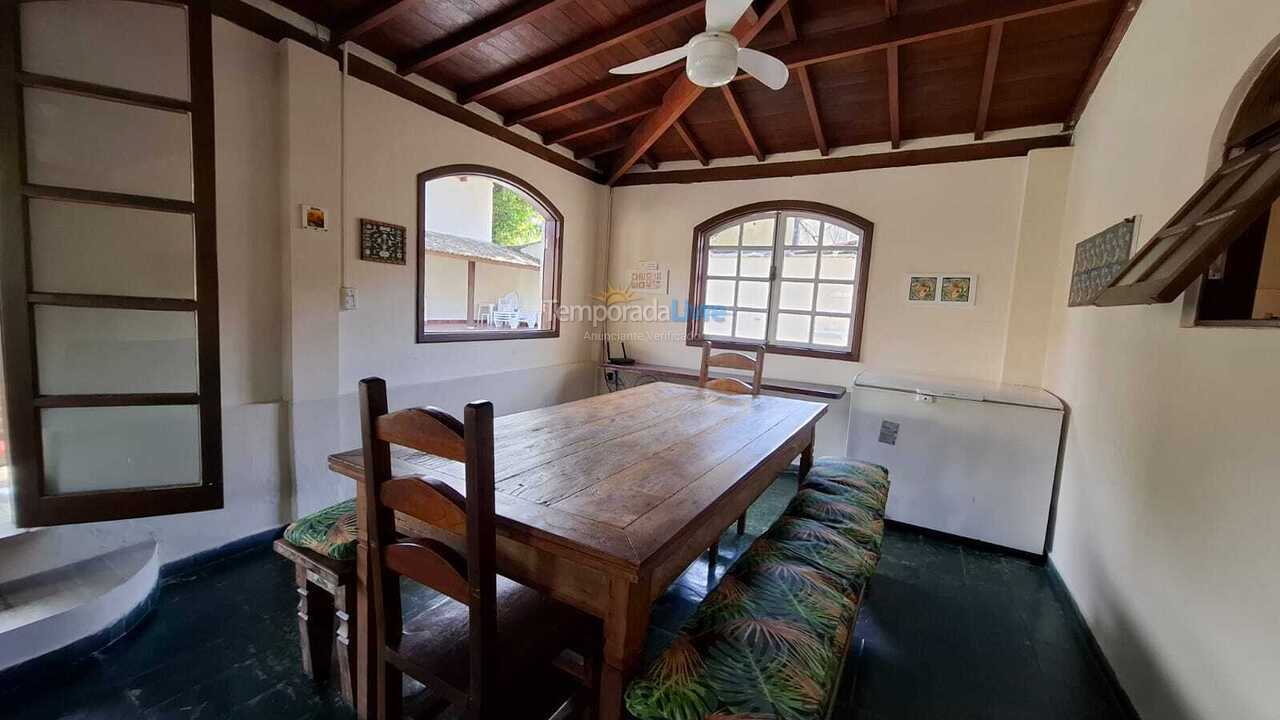 Casa para alquiler de vacaciones em Ilhabela (Barra Velha)