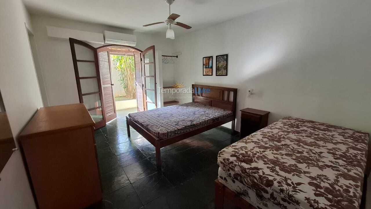 Casa para alquiler de vacaciones em Ilhabela (Barra Velha)