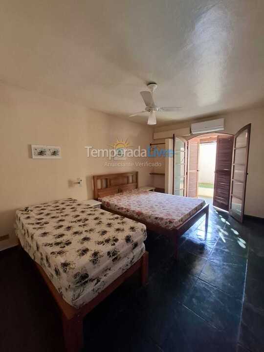 Casa para alquiler de vacaciones em Ilhabela (Barra Velha)