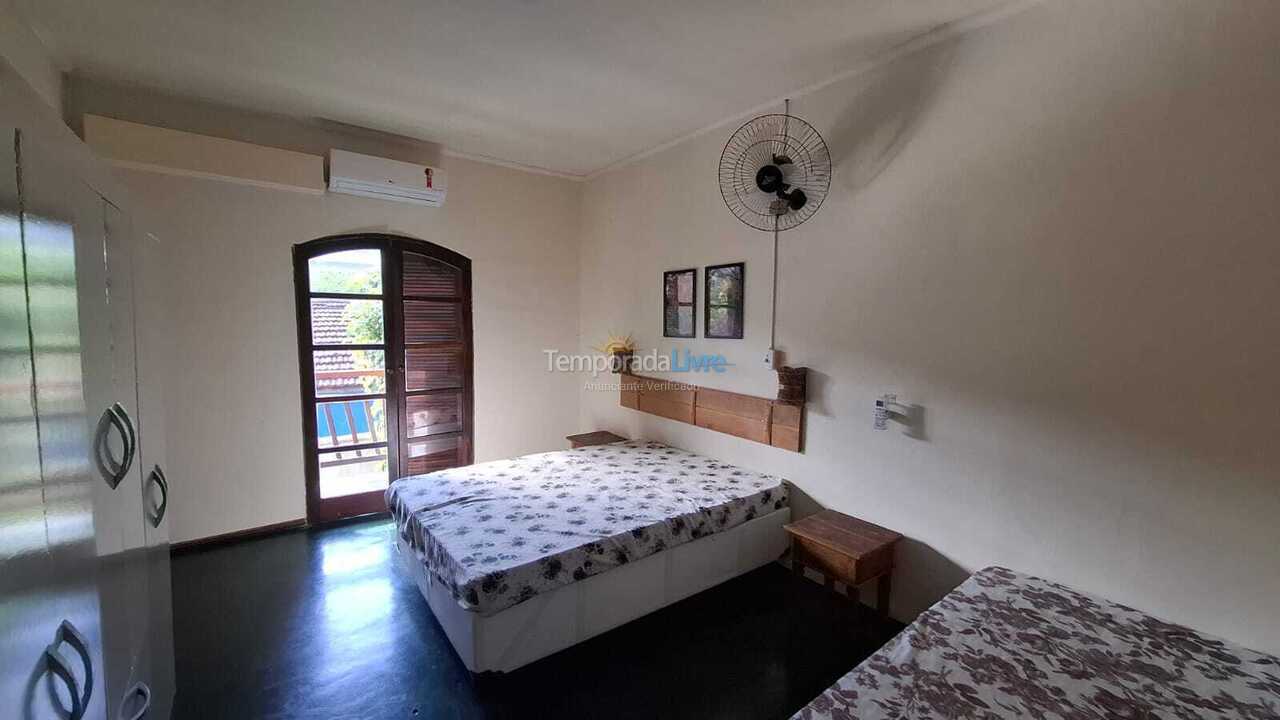 Casa para alquiler de vacaciones em Ilhabela (Barra Velha)