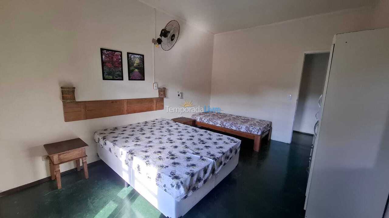 Casa para alquiler de vacaciones em Ilhabela (Barra Velha)