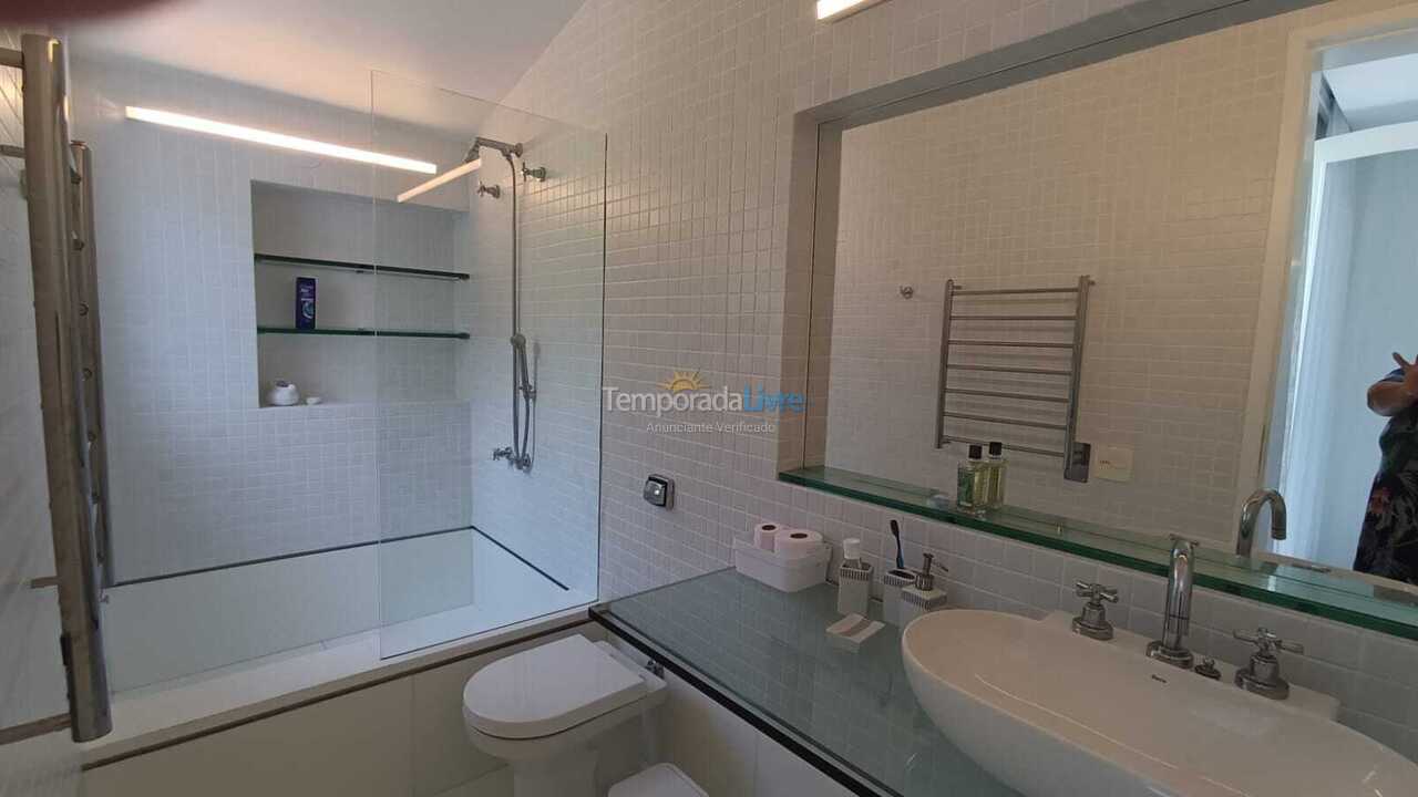 House for vacation rental in São Sebastião (Praia da Baleia)