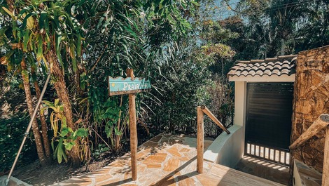 Casa de Praia com Varanda á 100 metros da praia