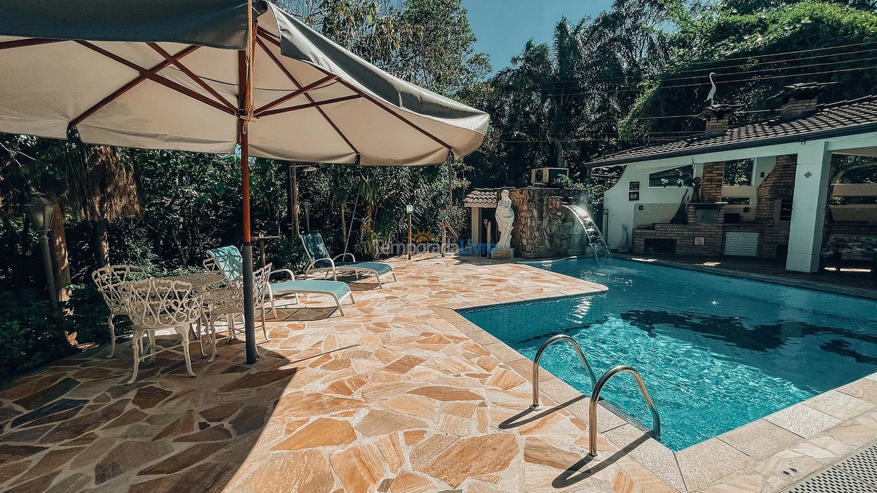 Casa para aluguel de temporada em Bertioga (Praia de Guaratuba)