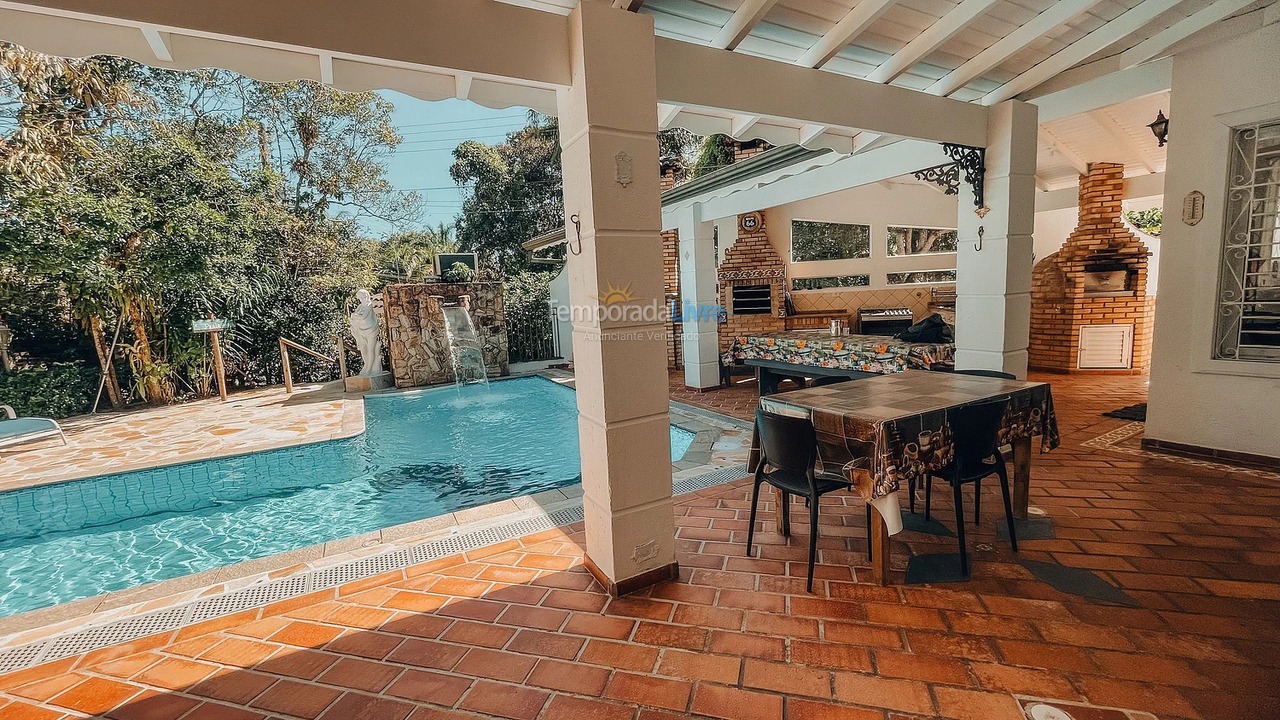 Casa para aluguel de temporada em Bertioga (Praia de Guaratuba)