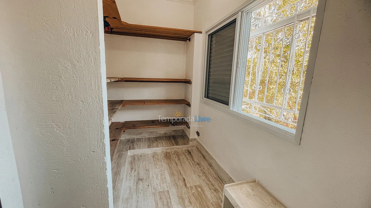 Casa para aluguel de temporada em Bertioga (Praia de Guaratuba)