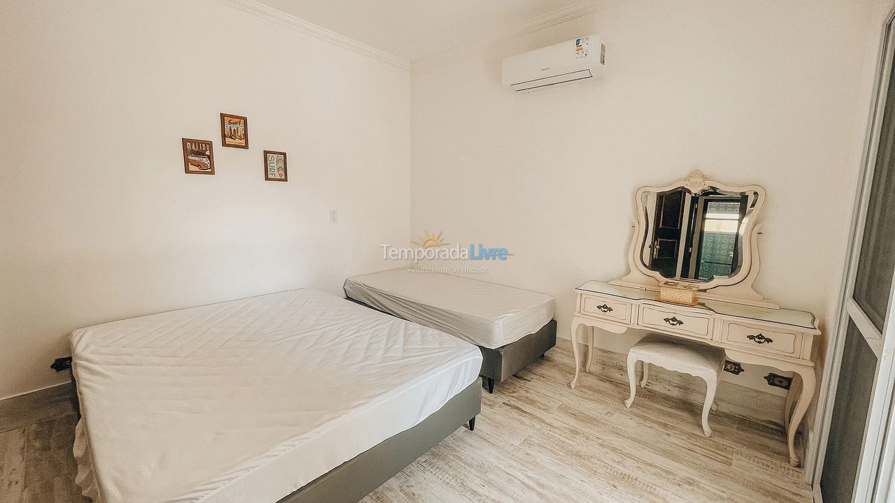 Casa para aluguel de temporada em Bertioga (Praia de Guaratuba)