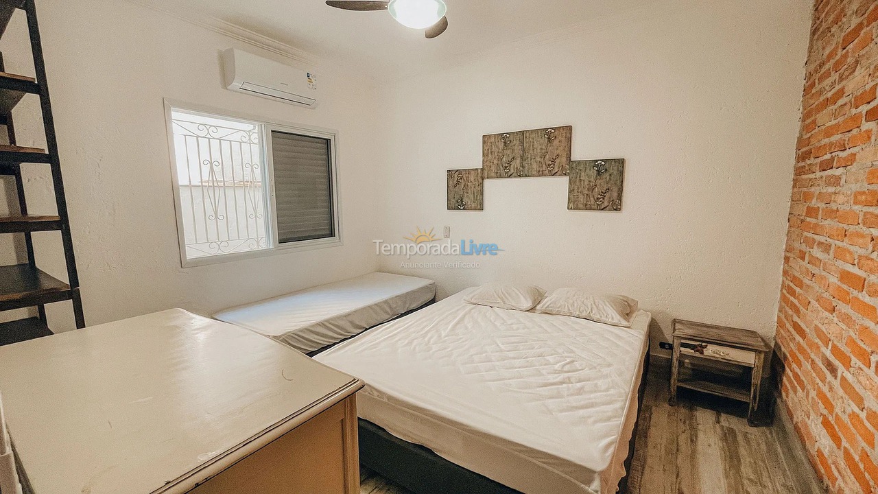 Casa para aluguel de temporada em Bertioga (Praia de Guaratuba)