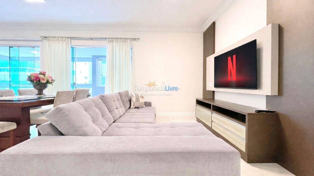 Apartment for vacation rental in Itapema (Meia Praia)