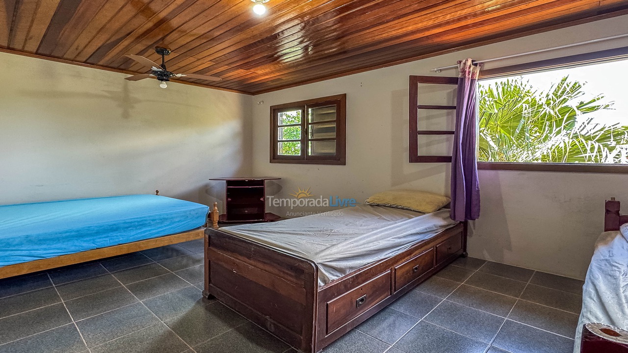 Casa para aluguel de temporada em Armação dos Búzios (Bairro Rasa)