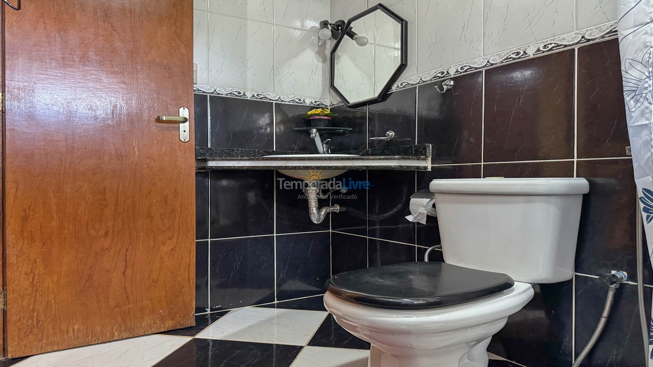 Casa para aluguel de temporada em Armação dos Búzios (Bairro Rasa)